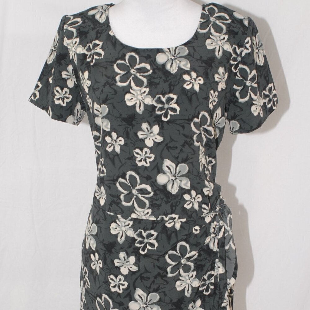 Wrap-Look Dress Bentley Womens Size 12 Knee Length Hawaiian Floral Greene
